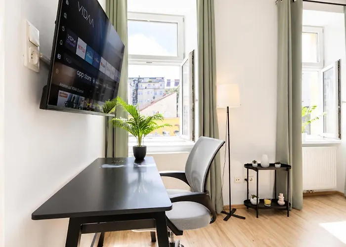 Cozy Long Close To Danube Canal & Praterstern Apartman *