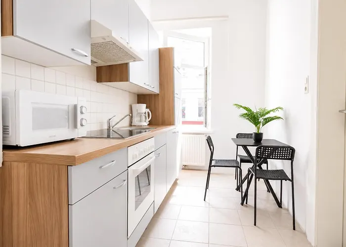 Cozy Long Close To Danube Canal & Praterstern